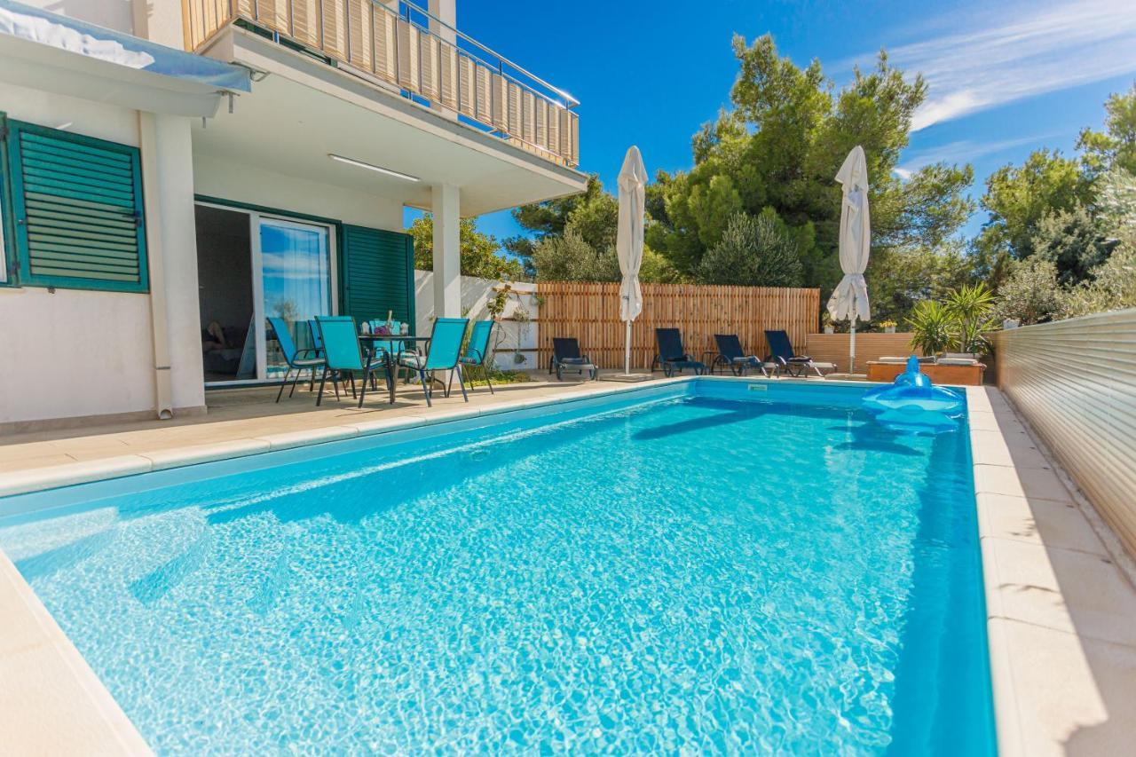 Nono Jure , Private Pool & Sauna Милна Екстер'єр фото